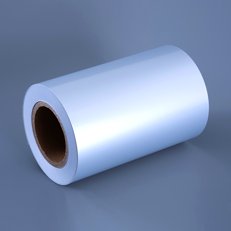 50mic プレミアム マット シルバー ポリエステル フィルム 溶剤系アクリル粘着剤付き自己粘着フィルム 耐アルコール性、耐高温性