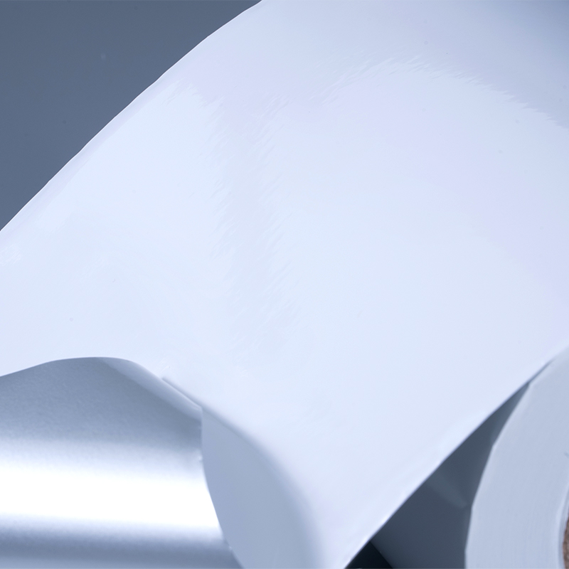 25mic 光沢のある白いアルミメッキ ポリエステル フィルム自己粘着ラベル、水性アクリル粘着剤付き、インクジェット印刷用