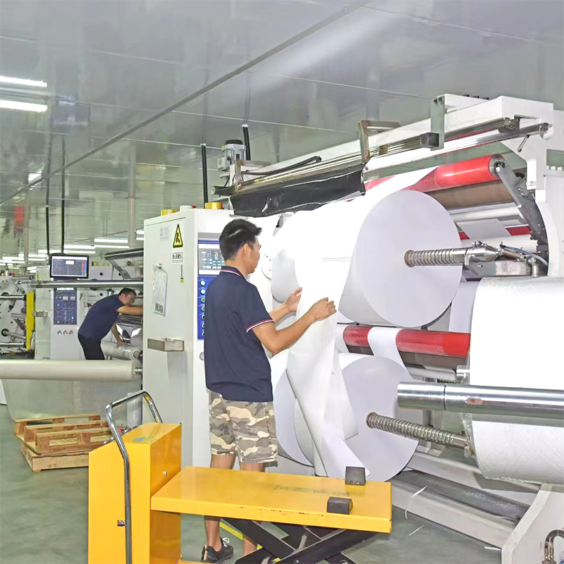 レーザープリンター用粘着ポリエステルフィルム